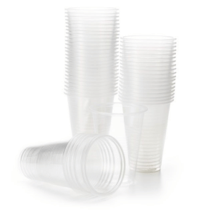 Eengangs plastic bekers