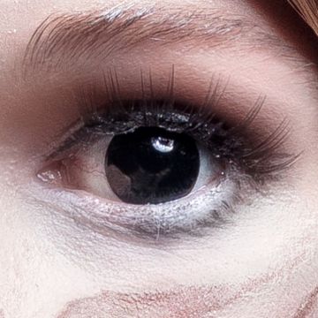 Contactlenzen zwarte heks