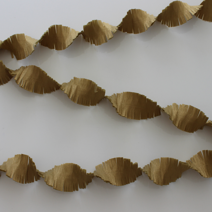 Flonkerende gouden crepe streamer - 24 m