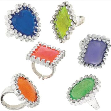 Unieke glanzende plastic ringen in verschillende kleuren 12x