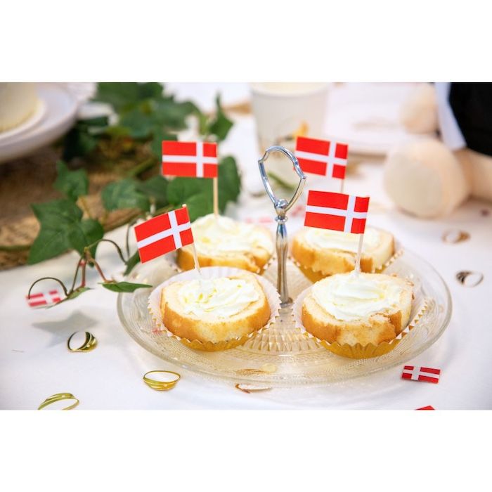 Denemarken en Dannebrog taartvlag op cocktailprikker 50x - 6,5 cm