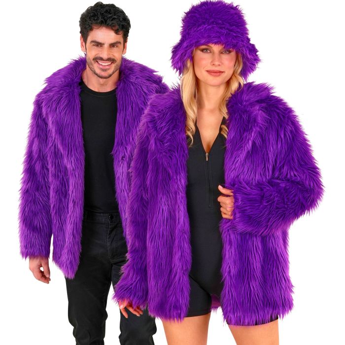 Paarse faux fur jack voor een glamoureuze discofeest
