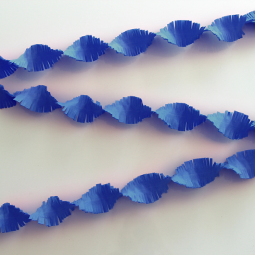 Rafelige Blauwe Crepe Streamer - 24 meter